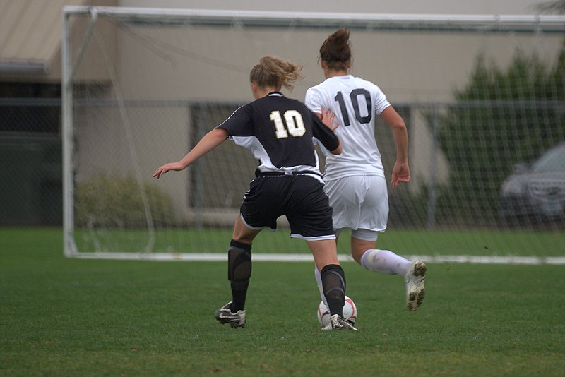 File:George Fox Womens Soccer - Nov 2, 2008 (3015270980).jpg