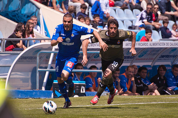 Pedro León with Getafe in 2013