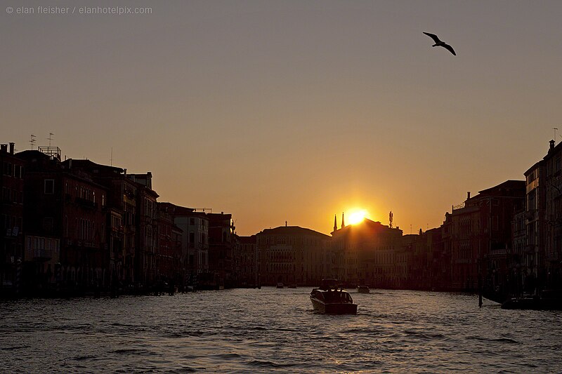 File:Grand Canal Venice Italy (104466305).jpeg