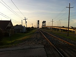 Gretna LA Morning Railroad view. July 2014 - panoramio (1).jpg