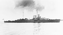 Effingham after her modernization in 1938 Heavy cruiser HMS Effingham (D98) in 1938.jpg