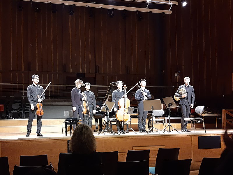 File:HfMdK Frankfurt, student concert, Dohnanyi Sextet.jpg