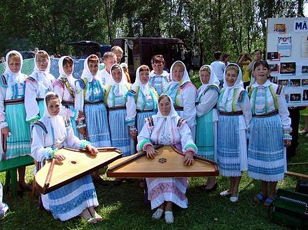 Горные марийцы. Марий Эл горные Мари. Горные марийцы Республики Марий Эл. Костюм Горномарийского района национальный. Национальный костюм горных марийцев.