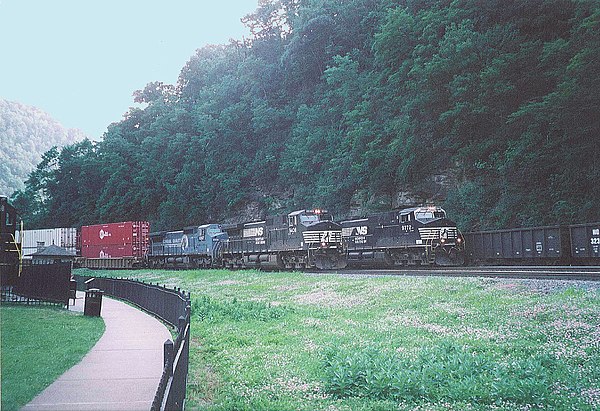 Three Norfolk Southern freight trains pass each other on the Horseshoe Curve in 2006.