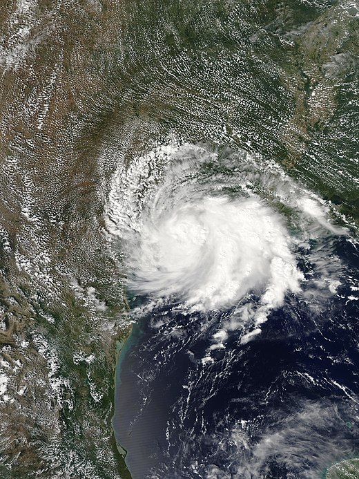 Тропический шторм. Tropical Storm. Циклоны над Атлантикой. Ураганы в индийском океане. Тропический циклон огромной силы.