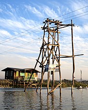 Transmission tower - Wikipedia