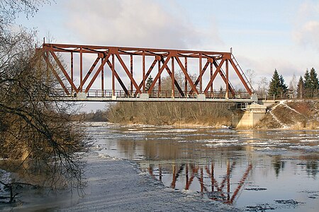 ไฟล์:Jänese railway bridge.jpg