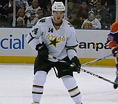 Benn with the Stars in October 2009. The 2009-10 season was his rookie season in the NHL. Jamie Benn (2).jpg