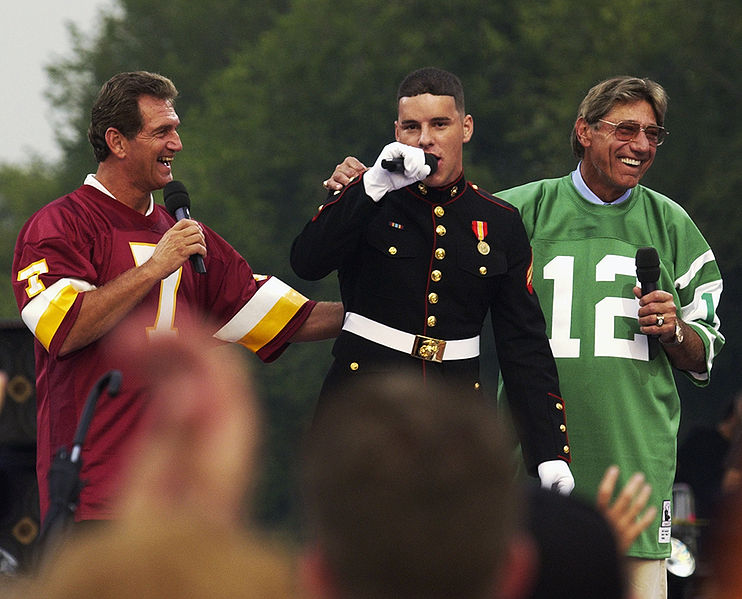 File:Joe Theismann Joe Namath.jpg