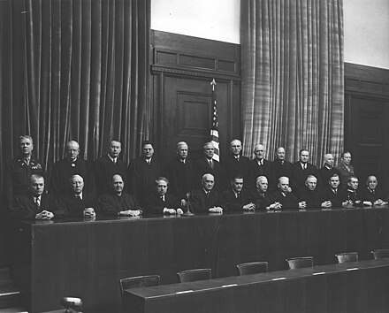Международный военный трибунал в нюрнберге проходил. Нюрнбергский трибунал. Нюрнберг дворец правосудия 1946. Нюрнбергский процесс 1-ОГО военного трибунала США (1946-1947 Г.Г.). Шоукросс Нюрнбергский процесс.