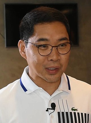 <span class="mw-page-title-main">Anthony Taberna</span> Filipino broadcast journalist and radio commentator