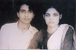 Kabi Dilwar And wife.jpg