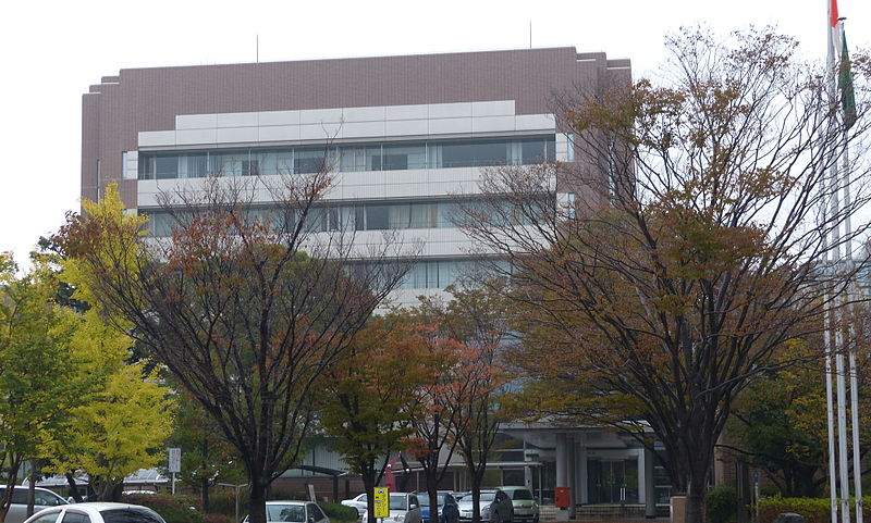 File:Kasuga city hall.JPG