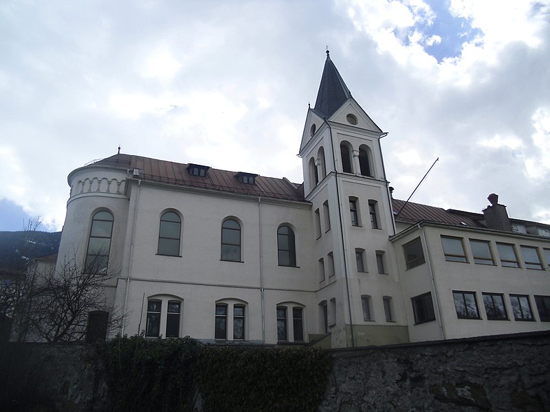 File:Klosterkirche Pfaffenhofen.JPG