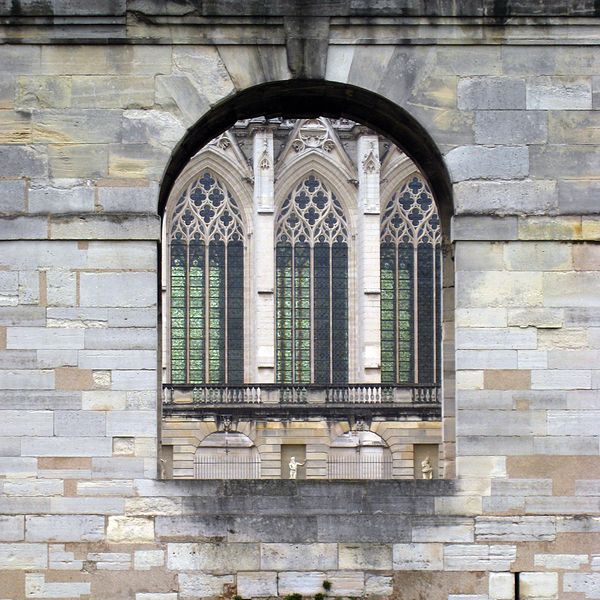 File:La Sainte-Chapelle de Vincennes 2010.jpg