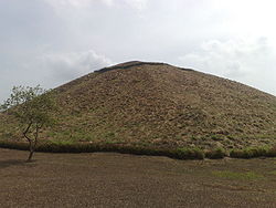 La Venta Pirámide cara sur.jpg