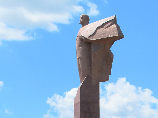Image: Lenin Superman (38398705784)