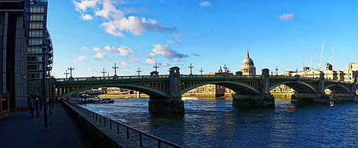 London - Jubilee Walkway - Southwark Bridge 1921 - St. Paul's Cathedral - ICE Fisheye