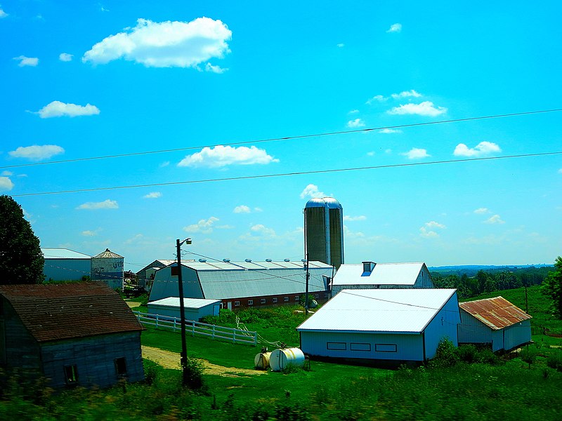 File:Long Barn - panoramio.jpg