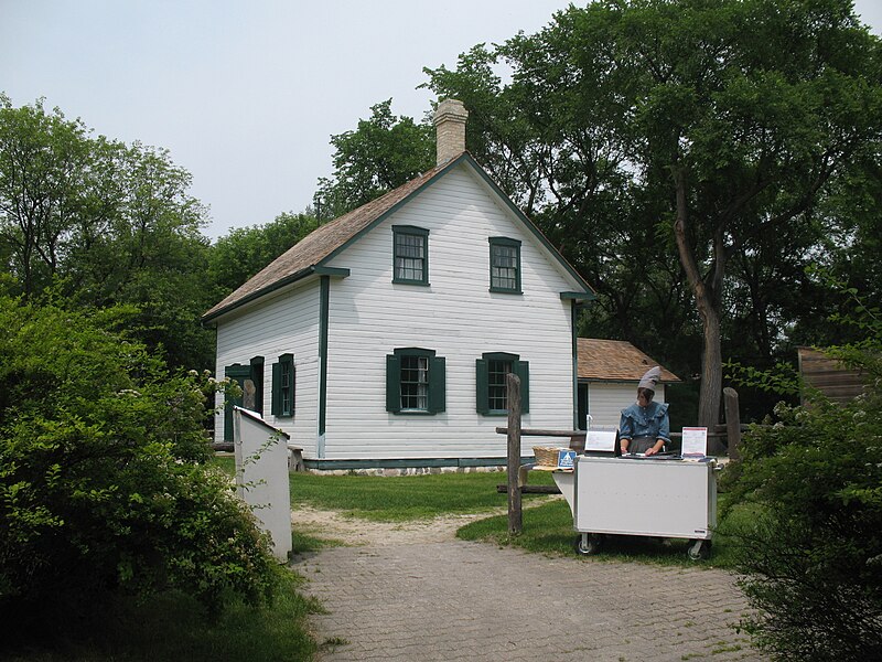 File:Louis Riel Haus.JPG