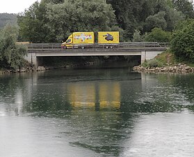 Mündung der Alten Aare in den Nidau-Büren-Kanal