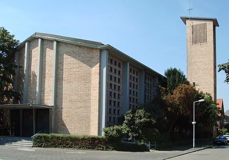 Mannheim Neuostheim St Pius Kirche