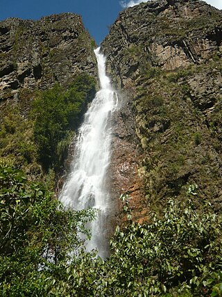 <span class="mw-page-title-main">Maria Jiray Falls</span> Waterfall in Ancash Region, Peru