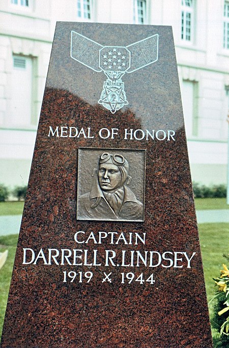 Medalofhonor-lindsey.jpg