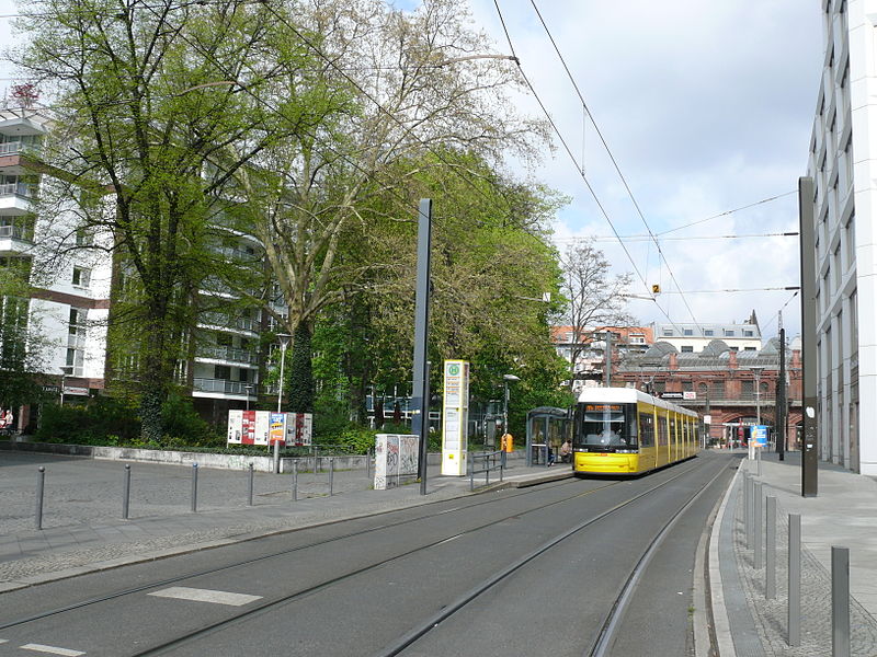 File:Mitte Garnisonkirchplatz.JPG