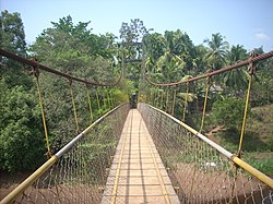 Kooveri Jembatan Gantung