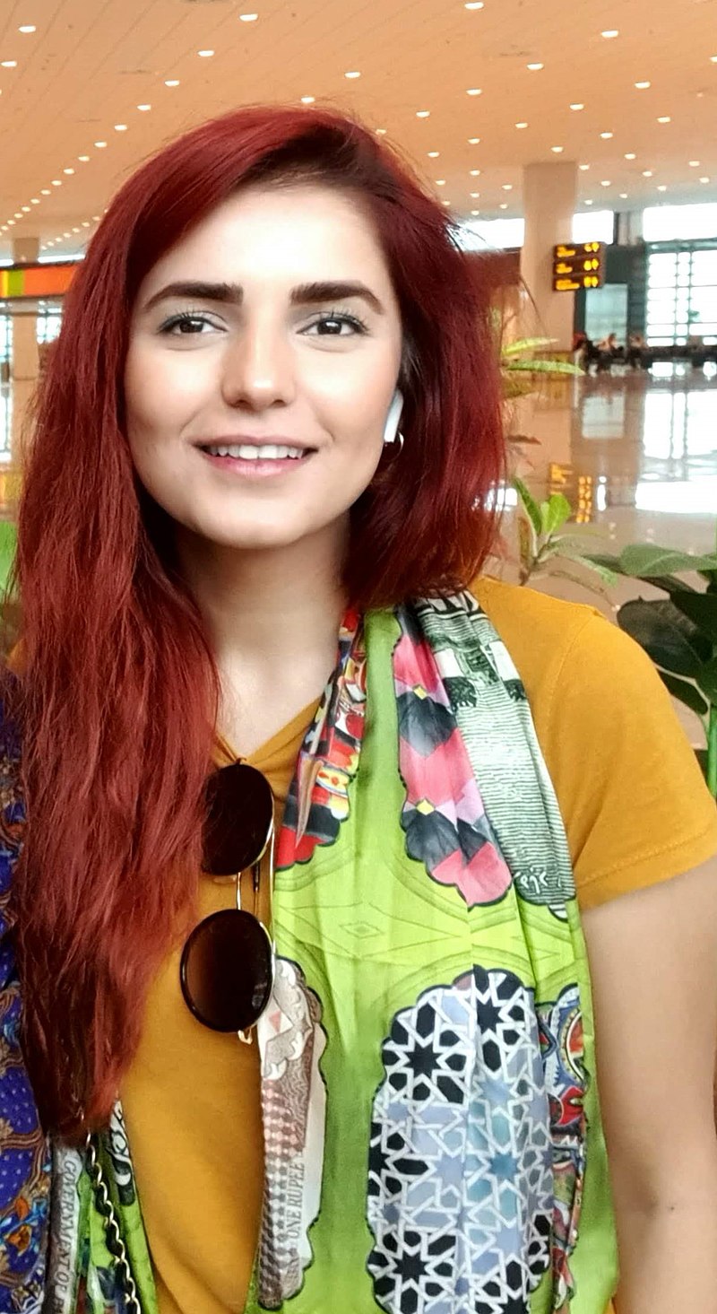 Islambad Girl Laitas Sex Xnxx - Momina Mustehsan - Wikipedia