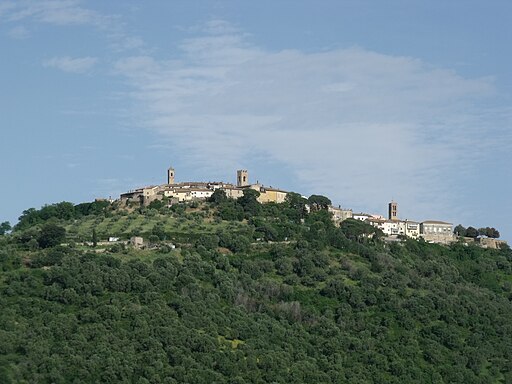 Montepescali, Panorama