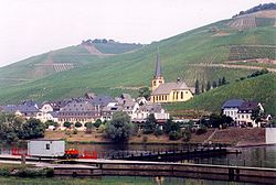 Skyline of Zeltingen-Rachtig