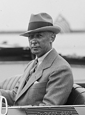Этуотер Кент, 1925 год