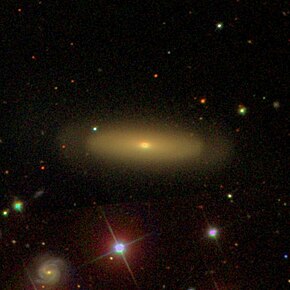 NGC 403 s PGC 4113 (u.l), snímek z SDSS
