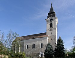 farní kostel v Stronsdorfu