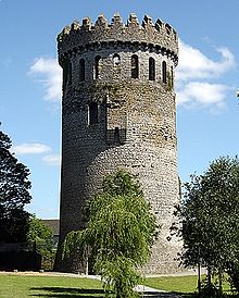 A round castellated tower
