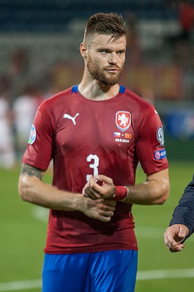 File:Ondřej Čelůstka, Czech Rp.-Montenegro EURO 2020 QR 10-06-2019 (4).jpg