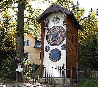 Hojsova Stráž clock
