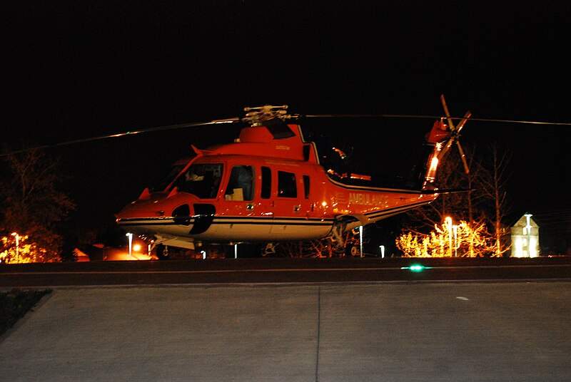 File:Ornge Air Ambulance in Thunder Bay.JPG