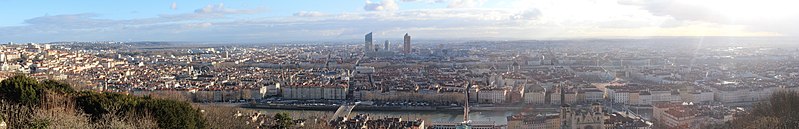 File:Panorama depuis Fourvière Lyon 1.jpg