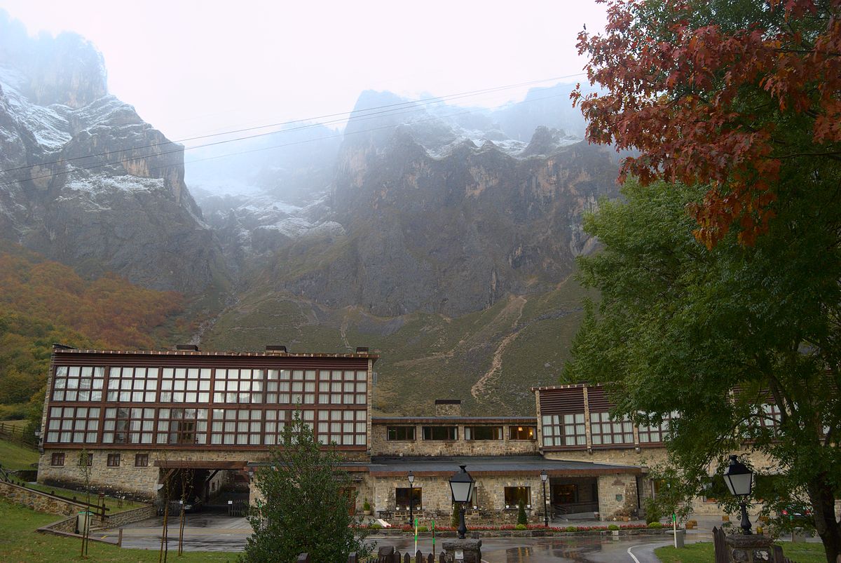 Mención especial: Parador de Turismo de Fuente Dé. Photograph: Jaime Juan