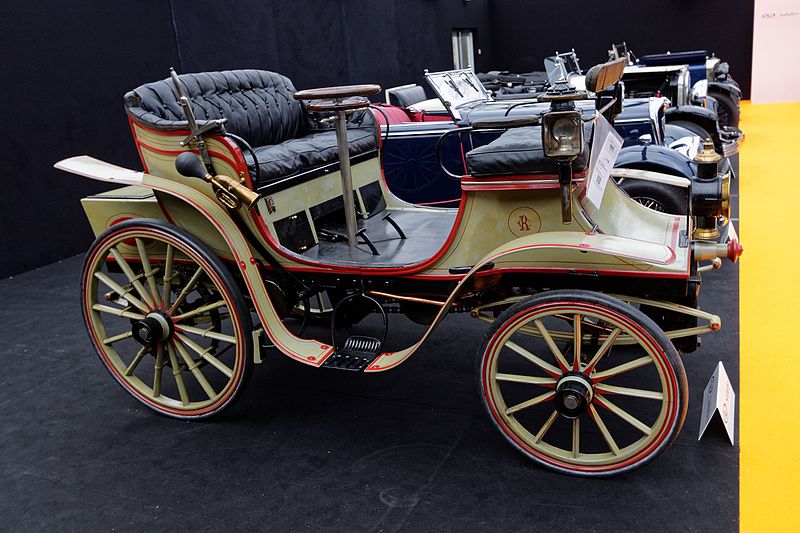 File:Paris - RM Sotheby’s 2016 - Raynaud vis-à-vis prototype - 1896 - 002.jpg