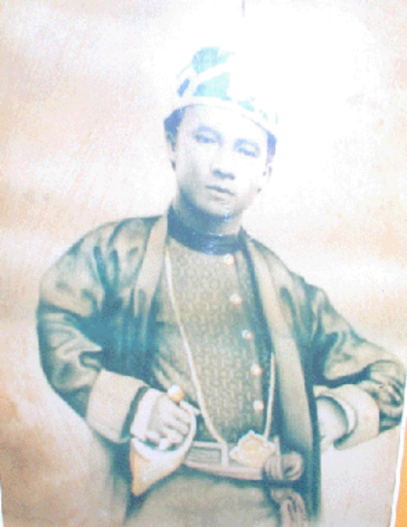 Tập tin:Gia long.png