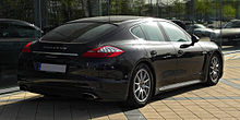 Porsche Panamera (970) – Heckansicht, 10. April 2011, Düsseldorf.jpg