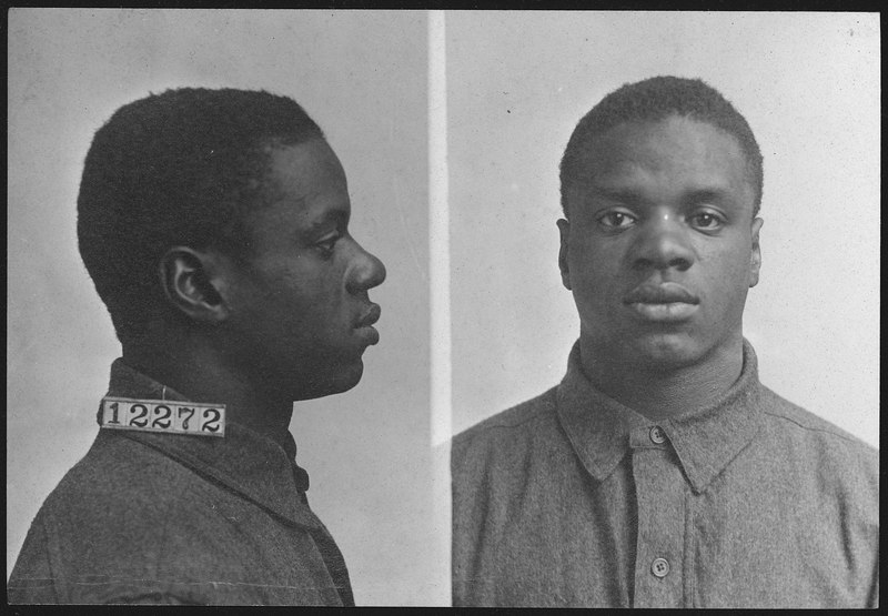 File:Prisoner at Leavenworth Federal Penitentiary. LeRoy Pinkett - NARA - 292117.tif