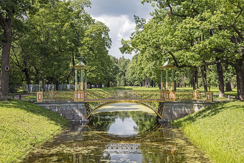 File:RUS-2016-Pushkin-Catherine Park-Small Chinese Bridge 02.jpg