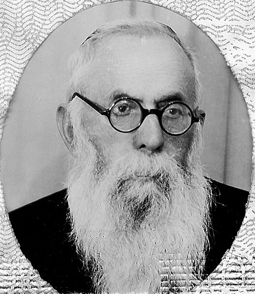 File:Rabbi Binyamin in 1953.jpg
