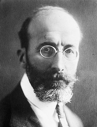 <span class="mw-page-title-main">Ramón Menéndez Pidal</span> Spanish philologist and historian (1869–1968)