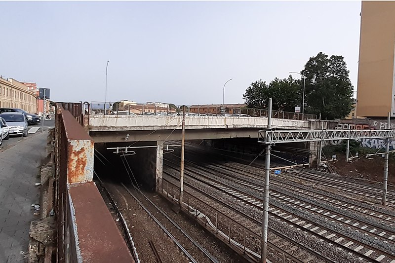 File:Roma Ponte Casilino.jpg